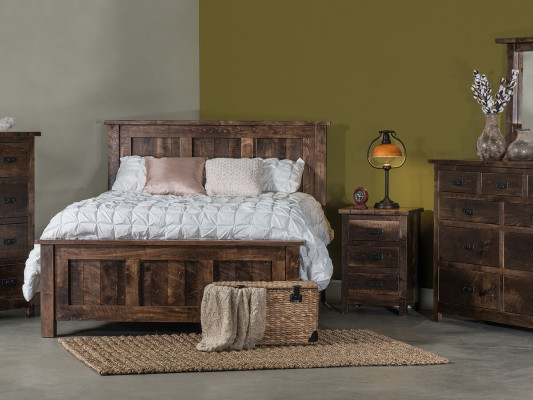 Rustic Solid Oak 5 Drawer Chest - Top drawer open view.  Rustic furniture,  Master bedrooms decor, Beautiful bedrooms